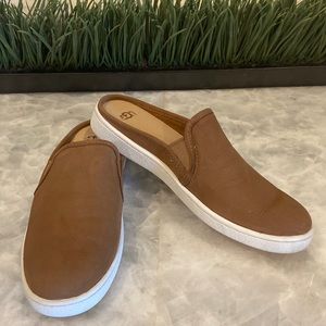 UGG slip on brown leather tennis shoe